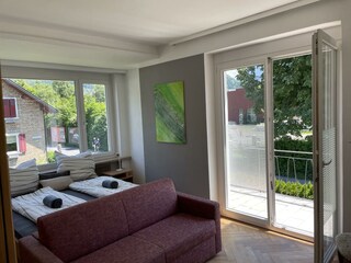 F3152333-B1F9-4089-A3A7-3C83F0CB029D