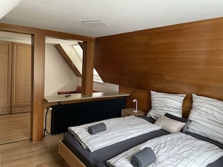 7C659648-D1DD-47E1-95BC-BE0833A05E36