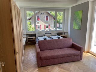 BE2BDACB-E25C-44E9-BA3C-DD44BAFFFFC9