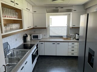 3D1F3E90-2C35-4ACB-9F82-5A0B2BD00777