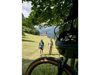 907DC28F-A6EC-4B97-ADAD-67F0A51CCAB8