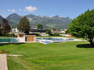 C1C315B3-9AEE-4A85-AA2A-81DFD84D51DC