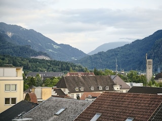 A7A6693E-3E85-4A9B-8A00-8448E1B8D83D