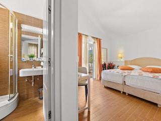 Apartment Zlarin Ausstattung 12