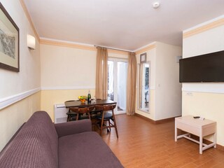 Apartment Zlarin Ausstattung 9