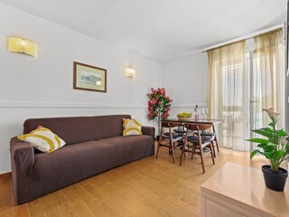 Apartment Zlarin Ausstattung 19