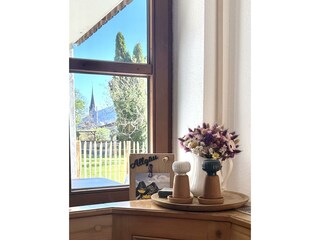 Essecke mit Blick auf die Dorfkirche!