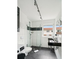 backbone_554174-A_005_WEB