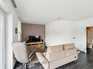 backbone_554174-A_017_WEB