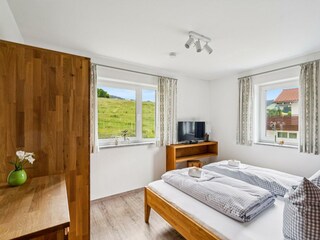 backbone_554174-A_026_WEB