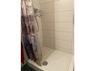 Blick in Dusche