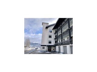 Haus Bürgermeister-Hertlein-Str. 6 im Winter