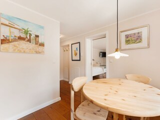 Blick vom Essbereich Richtung Wohn-/Schlafraum