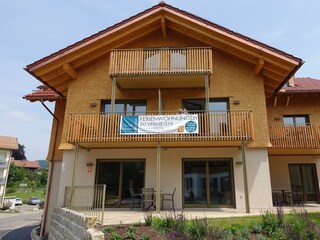 Außenansicht-Chalet-Marienbrunnen-Wohnung1+2