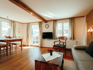 Gemütlich helles Wohnzimmer