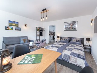 Wohn und Schlafzimmer