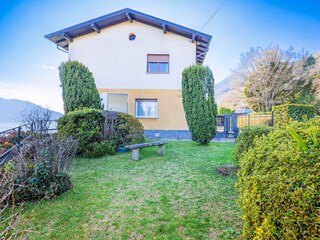 Ca. 200 m² großer Privatgarten