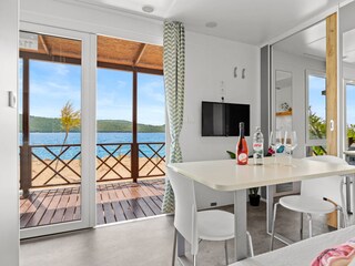 Mobile home Zlarin Features 20