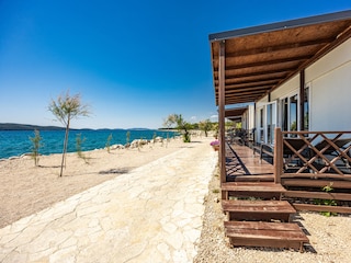 Mobilheim Zlarin Außenaufnahme 11