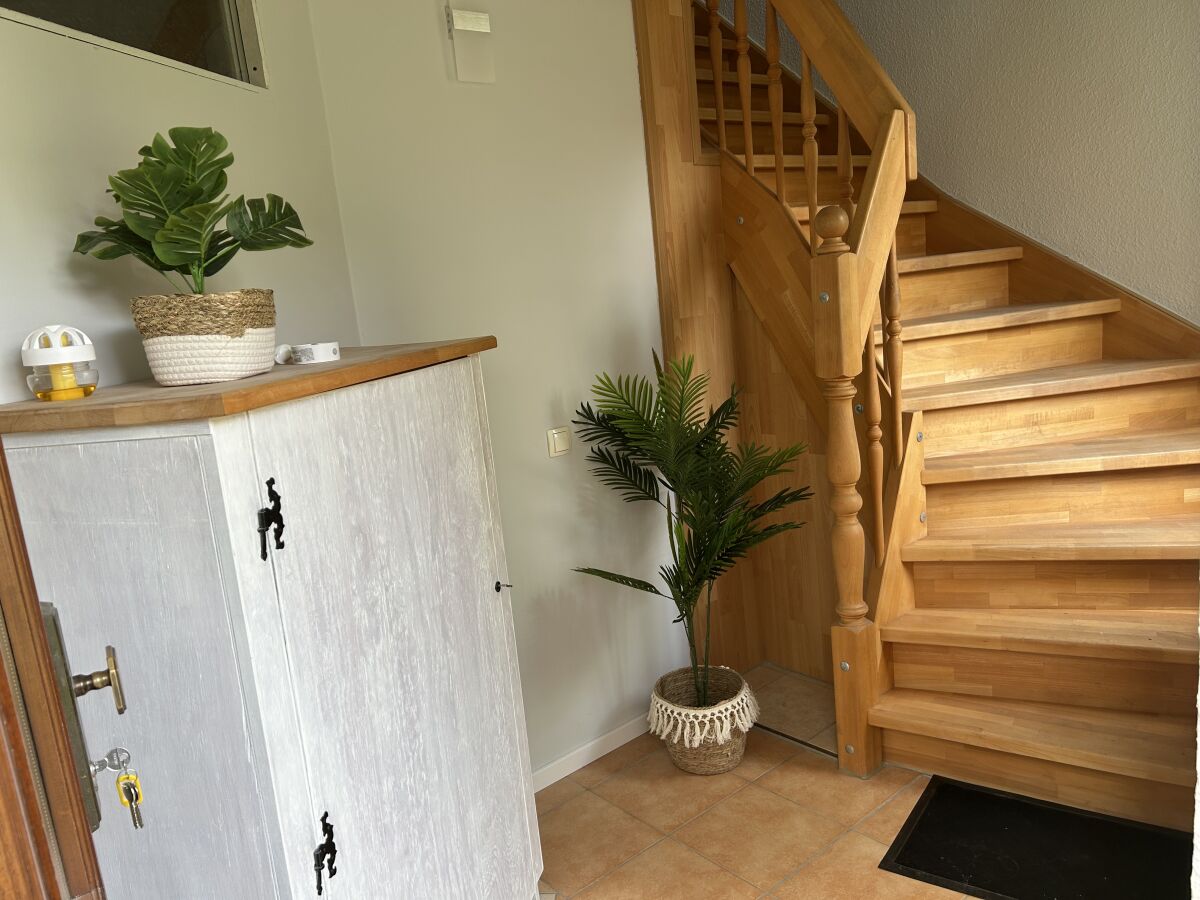 Eingangsbereich, Treppe zur Ferienwohnung