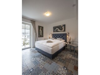 Großes Schlafzimmer - Boxspringbett 160x200