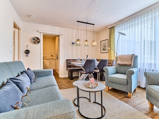Wohn-/Esszimmer - Rückansicht