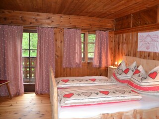 Schlafzimmer mit Baklon