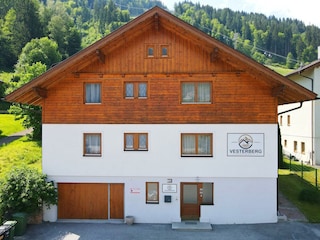 Vesterberg Apartments-Haus-Front