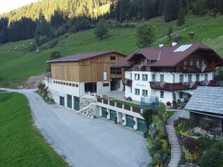 Stallgebäude