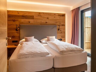 Z_Suite_9