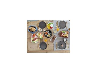 Holzhackerin-Fruehstueck-01-web