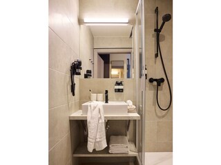 Hotel UND Schladming Badezimmer