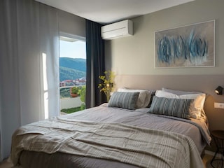 Erste Schlafzimmer