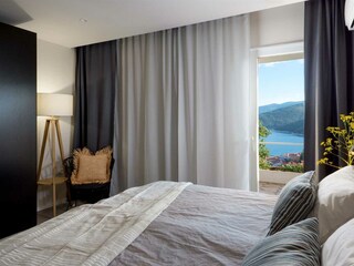 Erste Schlafzimmer