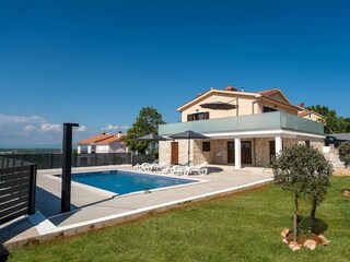 Casa per le vacanze Raša Registrazione all'aperto 3