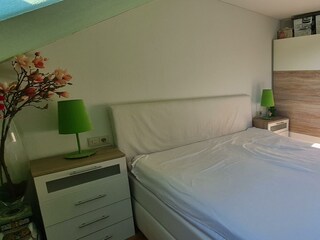 großes Schlafzimmer Schrank