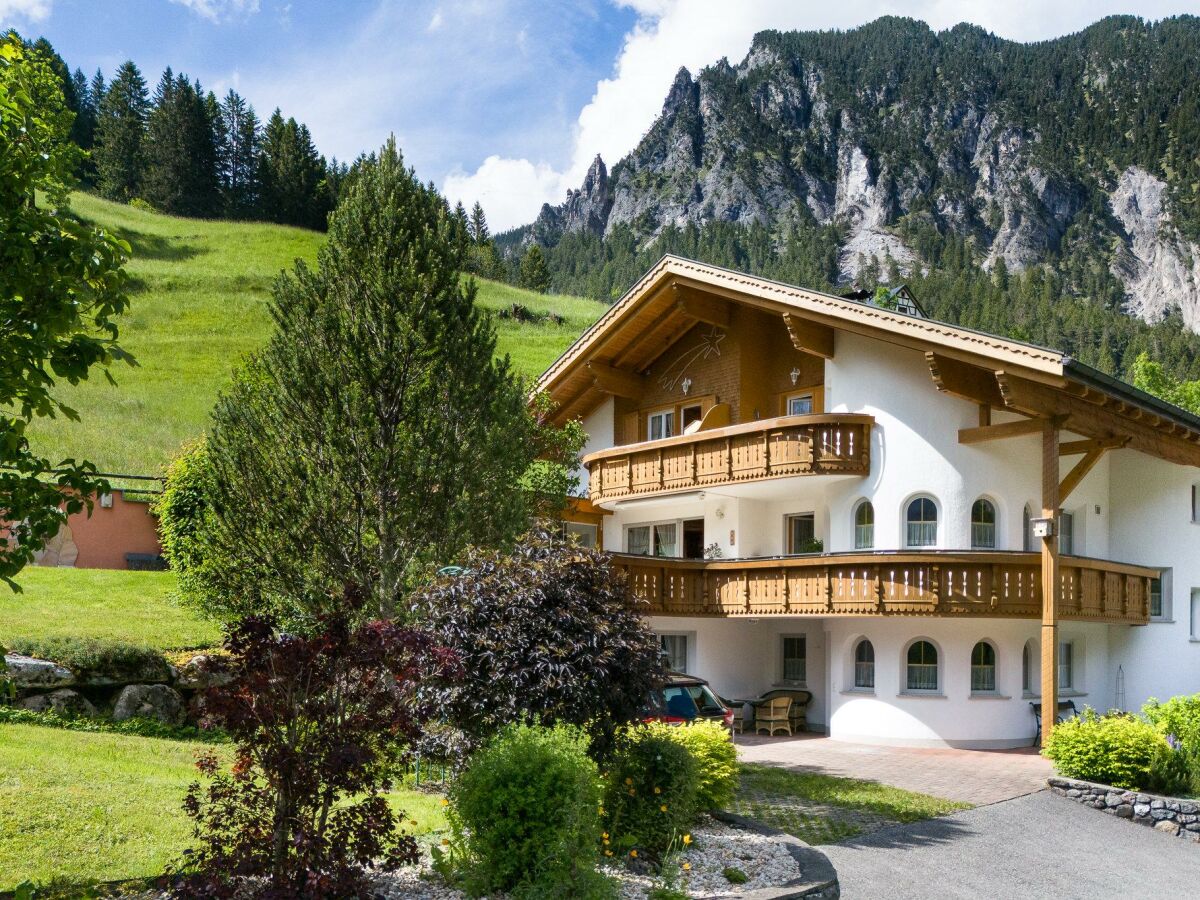 Haus_Alvier_BY_MATTHIAS_RHOMBERG_017