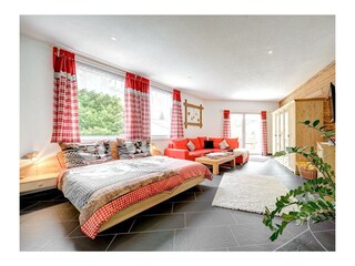 Schlaf-/Wohnzimmer "Alpenrose"