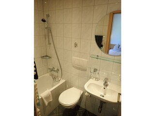 Badezimmer Zi.15