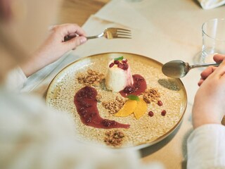 Brandnerhof-Restaurant-Innen-230320_PHK9880-sRGB-3