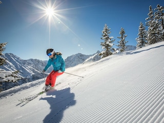 Skigenuss im Skigebiet Brandnertal (c) Michael Mar