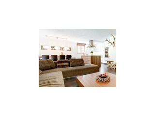 Appartement_04_BY_MATTHIAS_RHOMBERG_003-3-900x450