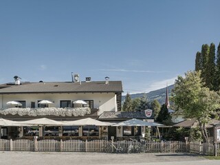 mood.at_2025.09.01_das.wiesenheim.047_booking