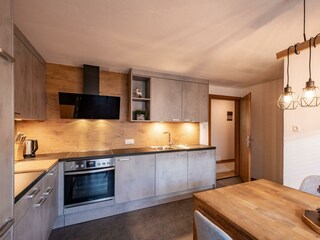 Ferienwohnung_Pulverer_Rosenweg_41_Fuegen_Kueche_1