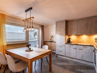 Ferienwohnung_Pulverer_Rosenweg_41_Fuegen_Kueche