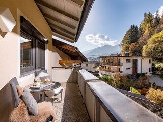 Ferienwohnung_Pulverer_Rosenweg_41_Fuegen_Balkon