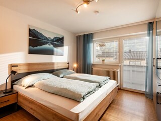 Ferienwohnung_Pulverer_Rosenweg_41_Fuegen_Schlafzi