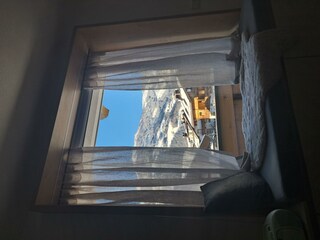 Modern Alp Apart - Sitzfenster mit Aussicht