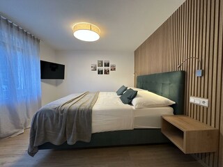 Modern Alp Apart - Schlafzimmer II.