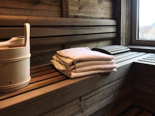 Sauna_Luxus-Suite_Alpenglück_Wiesenhof